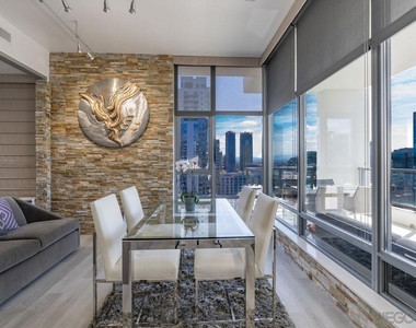 575 6th Ave - Photo Thumbnail 3