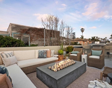 335 Gravilla Street - Photo Thumbnail 32