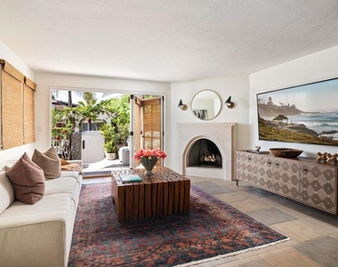 335 Gravilla Street - Photo Thumbnail 9