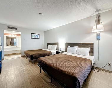 910 Suemac Road - Photo Thumbnail 31