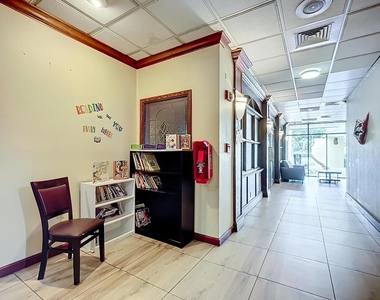 910 Suemac Road - Photo Thumbnail 12