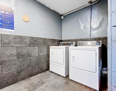 4645 N Socrum Loop Road - Photo Thumbnail 6
