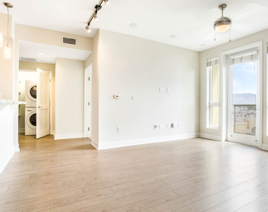 5031 Fair Ave - Photo Thumbnail 9