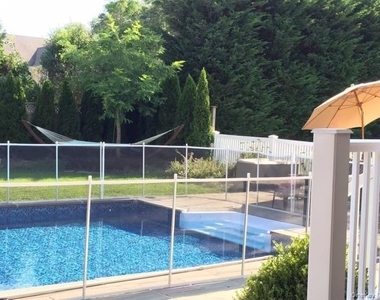 38 Jessup Avenue - Photo Thumbnail 7