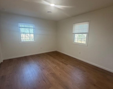 8859 Clendaniel Pond Road - Photo Thumbnail 18