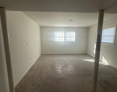 8859 Clendaniel Pond Road - Photo Thumbnail 24