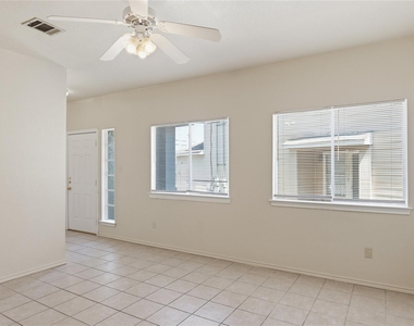 885 Sagewood Trl - Photo Thumbnail 12