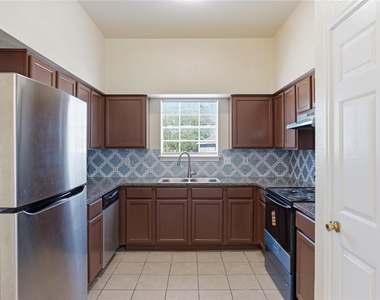 885 Sagewood Trl - Photo Thumbnail 2