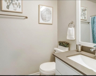 1338 Christopher Ave - Photo Thumbnail 6