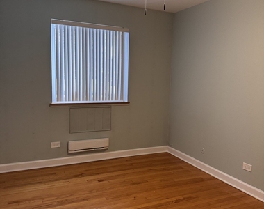 705 Strom Drive - Photo Thumbnail 5