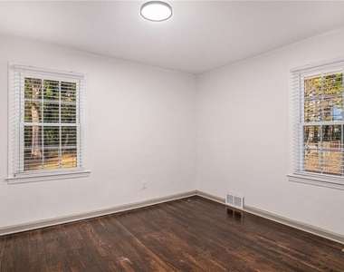 2105 Fellowship Road - Photo Thumbnail 8