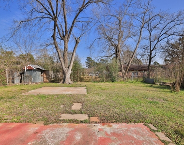 9834 Denning Drive - Photo Thumbnail 27