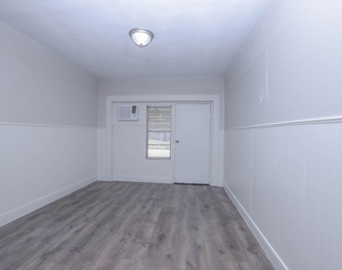 9834 Denning Drive - Photo Thumbnail 19