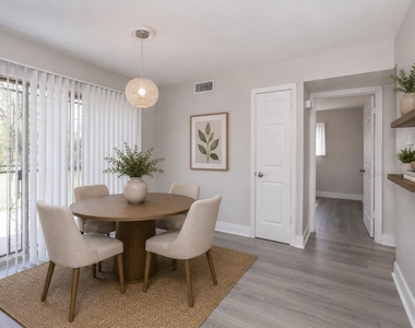 9834 Denning Drive - Photo Thumbnail 7