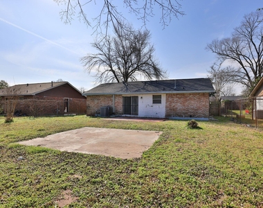 9834 Denning Drive - Photo Thumbnail 32