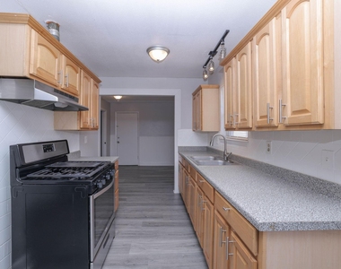 9834 Denning Drive - Photo Thumbnail 10