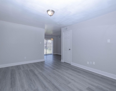9834 Denning Drive - Photo Thumbnail 6
