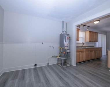 9834 Denning Drive - Photo Thumbnail 17