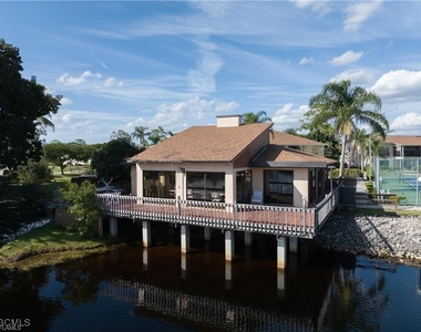 15427 Crystal Lake Drive - Photo Thumbnail 42