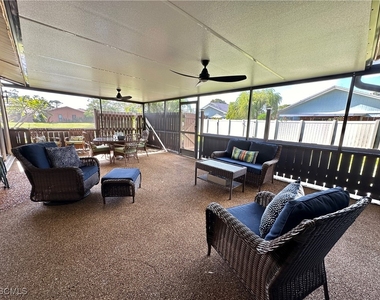 15427 Crystal Lake Drive - Photo Thumbnail 3