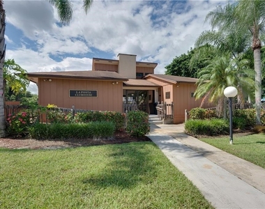 15427 Crystal Lake Drive - Photo Thumbnail 41