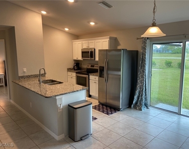 2837 Nw 24th Avenue - Photo Thumbnail 15
