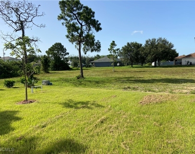 2837 Nw 24th Avenue - Photo Thumbnail 6