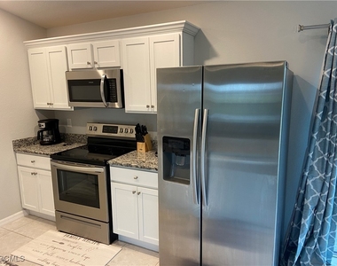 2837 Nw 24th Avenue - Photo Thumbnail 18