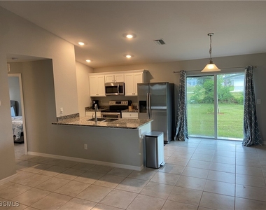 2837 Nw 24th Avenue - Photo Thumbnail 14