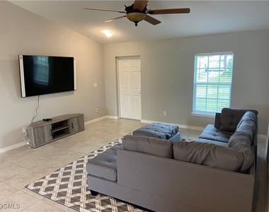 2837 Nw 24th Avenue - Photo Thumbnail 12