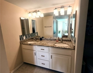 12171 Kelly Sands Way - Photo Thumbnail 21
