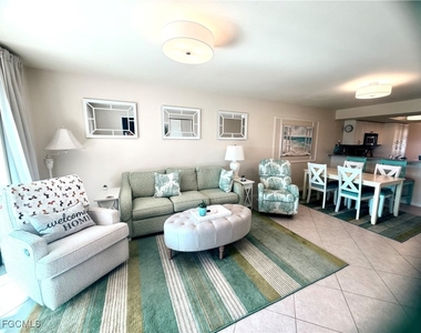 12171 Kelly Sands Way - Photo Thumbnail 10