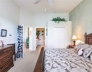 3011 Meandering Way - Photo Thumbnail 20