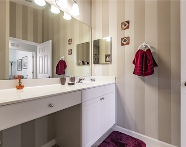 3011 Meandering Way - Photo Thumbnail 34