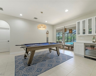 1020 Tivoli Lane - Photo Thumbnail 7