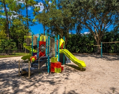 1020 Tivoli Lane - Photo Thumbnail 23