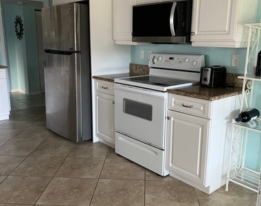 240 Palm River Boulevard - Photo Thumbnail 9