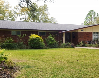 616 Cannan Drive - Photo Thumbnail 2
