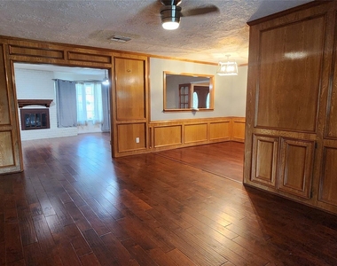 616 Cannan Drive - Photo Thumbnail 14