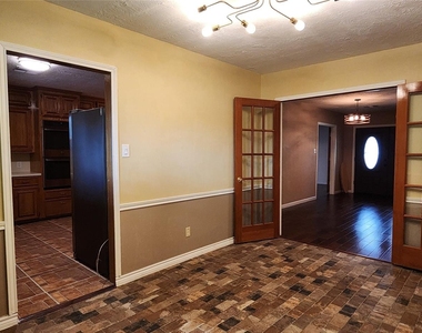 616 Cannan Drive - Photo Thumbnail 22