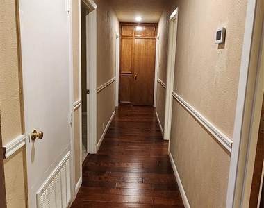 616 Cannan Drive - Photo Thumbnail 24