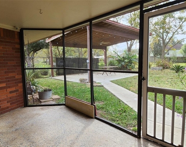 616 Cannan Drive - Photo Thumbnail 36