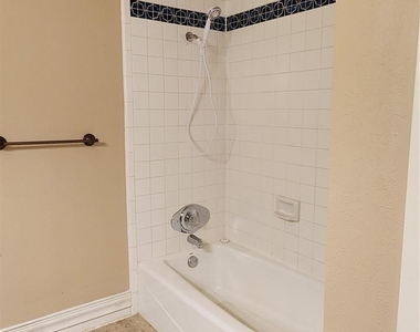 616 Cannan Drive - Photo Thumbnail 28