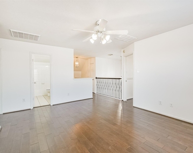 2507 Liza Court - Photo Thumbnail 24