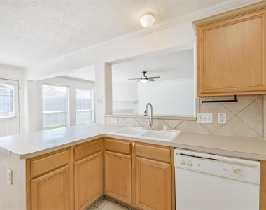2507 Liza Court - Photo Thumbnail 15