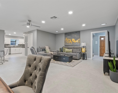 4119 Mischire Drive - Photo Thumbnail 20