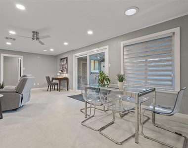 4119 Mischire Drive - Photo Thumbnail 23