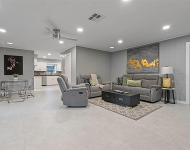 4119 Mischire Drive - Photo Thumbnail 21