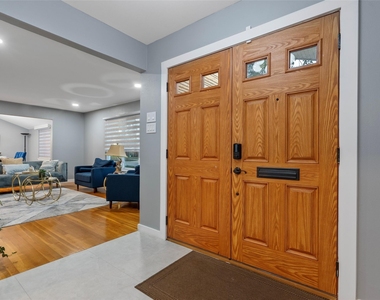 4119 Mischire Drive - Photo Thumbnail 28