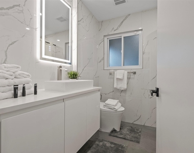 4119 Mischire Drive - Photo Thumbnail 15